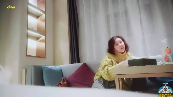 老王约气质少妇教师酒店调情约炮